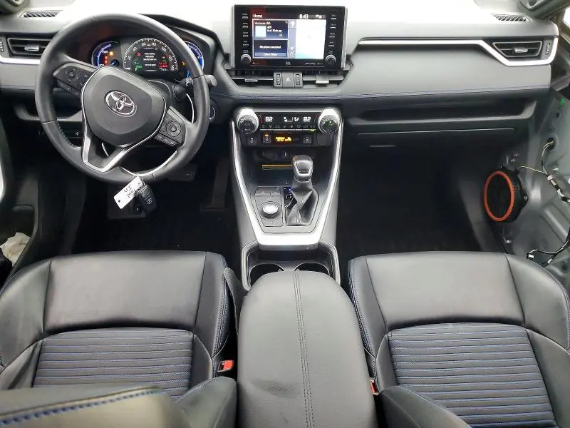 2020 TOYOTA RAV4 XSE  