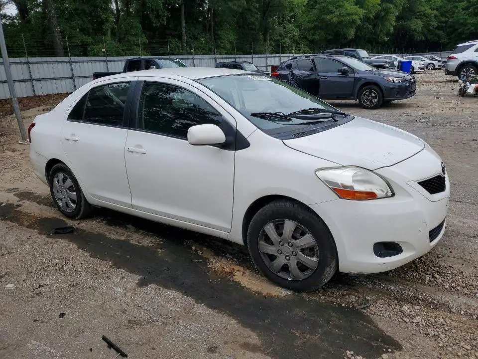 2010 TOYOTA YARIS BASE  