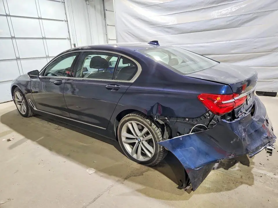 2019 BMW 750 XI  