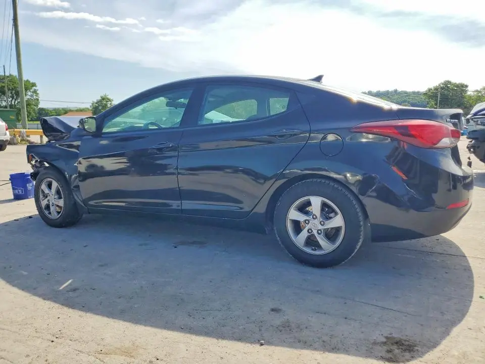 2015 HYUNDAI ELANTRA SE  