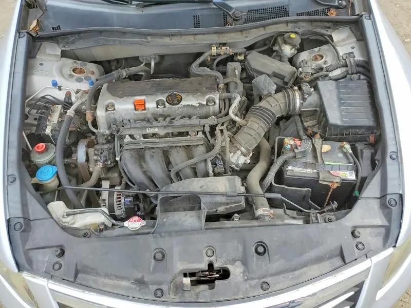 2011 HONDA ACCORD LX  