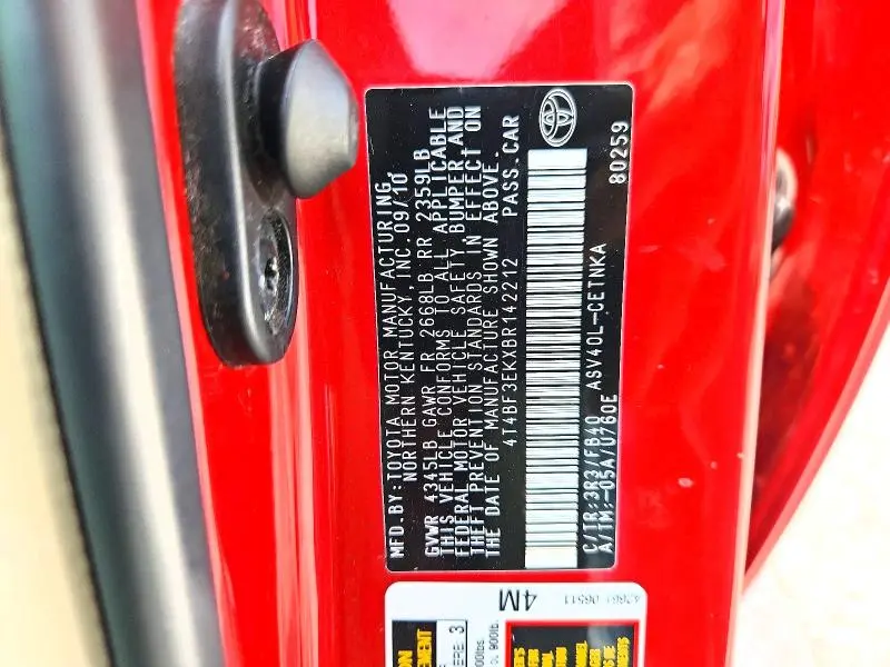 2011 TOYOTA CAMRY LE  