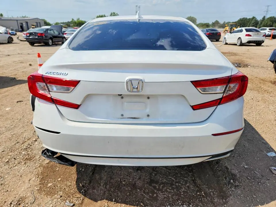 2018 HONDA ACCORD EX  