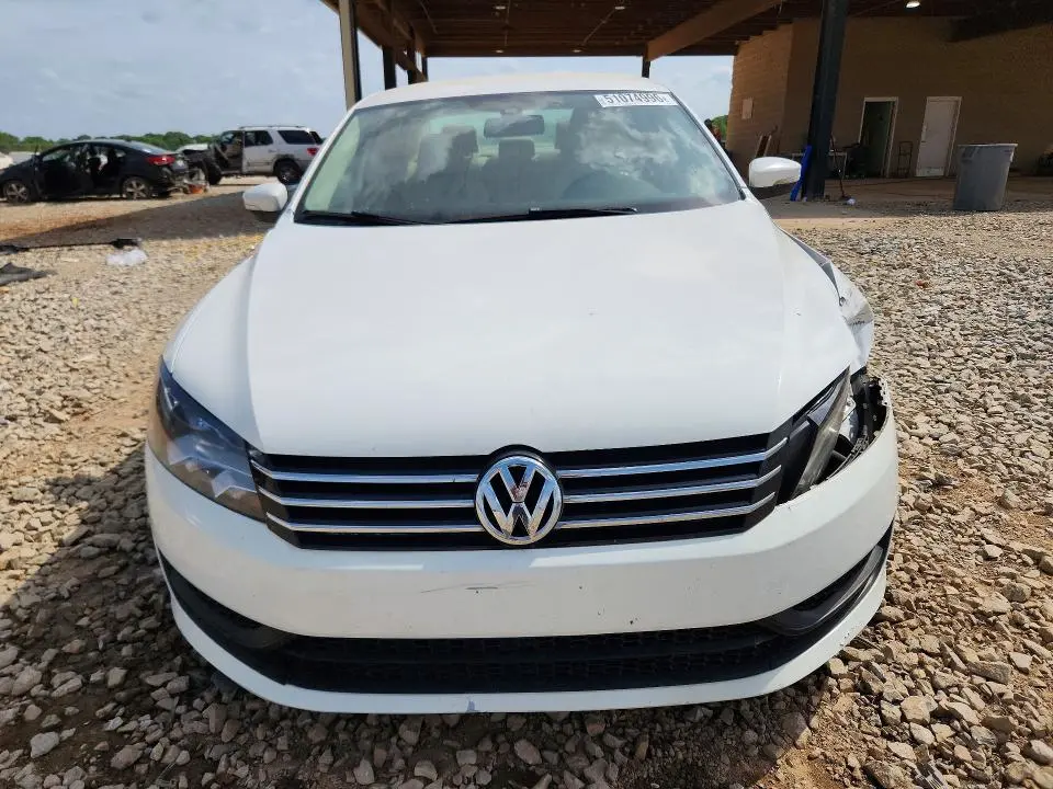 2014 VOLKSWAGEN PASSAT S  