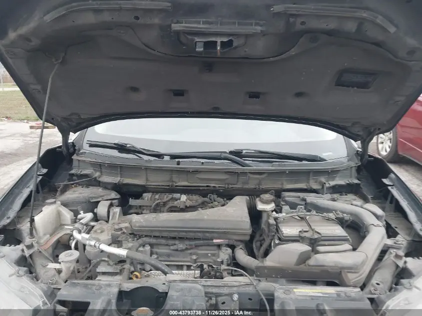 2017 NISSAN ROGUE SV