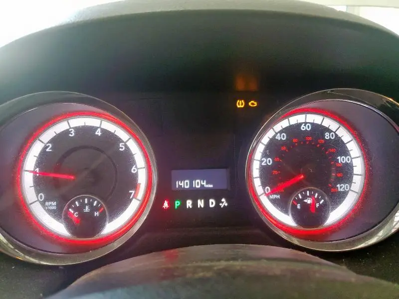 2014 DODGE GRAND CARAVAN SE  