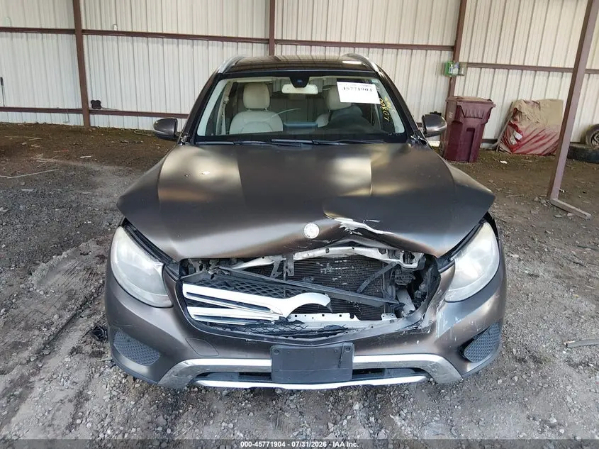2016 MERCEDES-BENZ GLC 300  