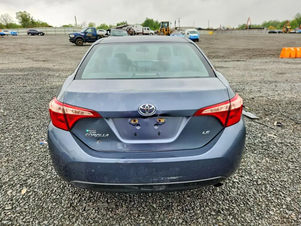 2018 TOYOTA COROLLA LE  