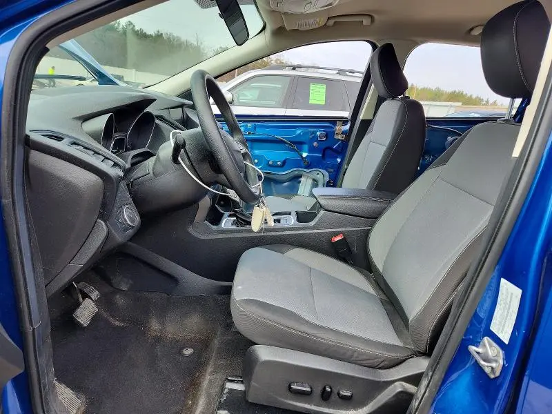 2019 FORD ESCAPE SE  