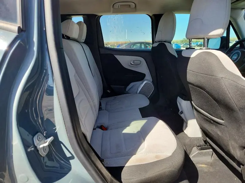 2018 JEEP RENEGADE LATITUDE  