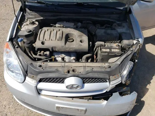 2010 HYUNDAI ACCENT SE  