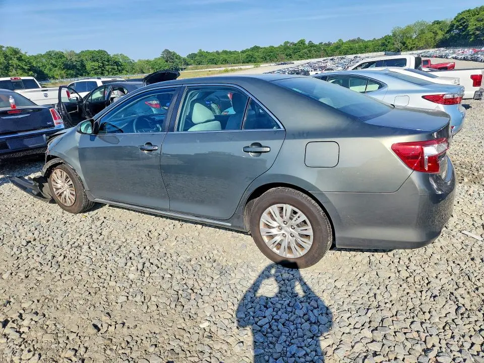 2013 TOYOTA CAMRY LE  
