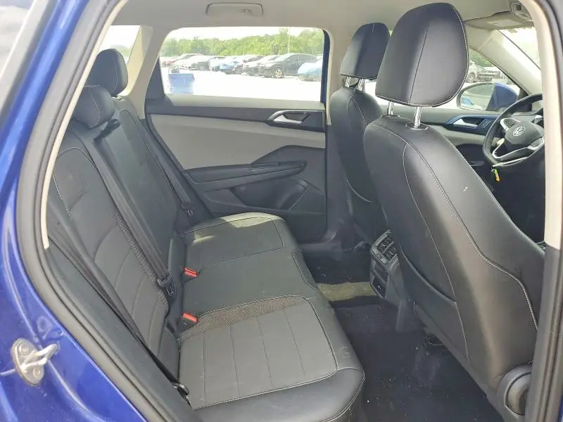 2022 VOLKSWAGEN TAOS SE  