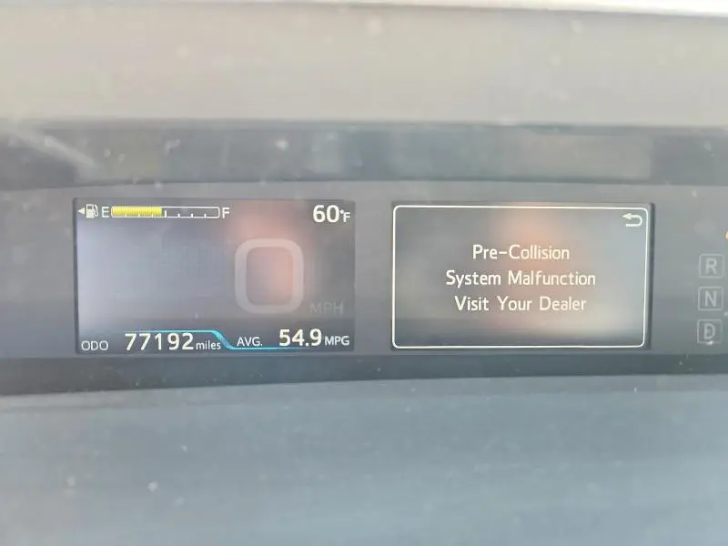 2019 TOYOTA PRIUS LE  
