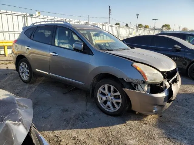 2013 NISSAN ROGUE S  