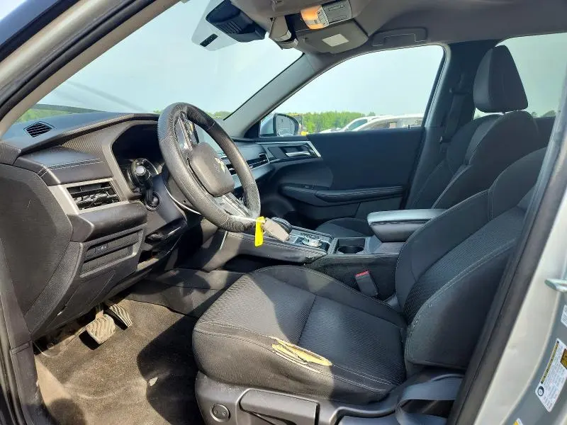 2022 MITSUBISHI OUTLANDER ES  