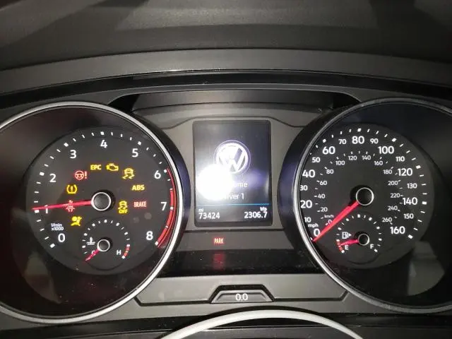 2020 VOLKSWAGEN TIGUAN SE  