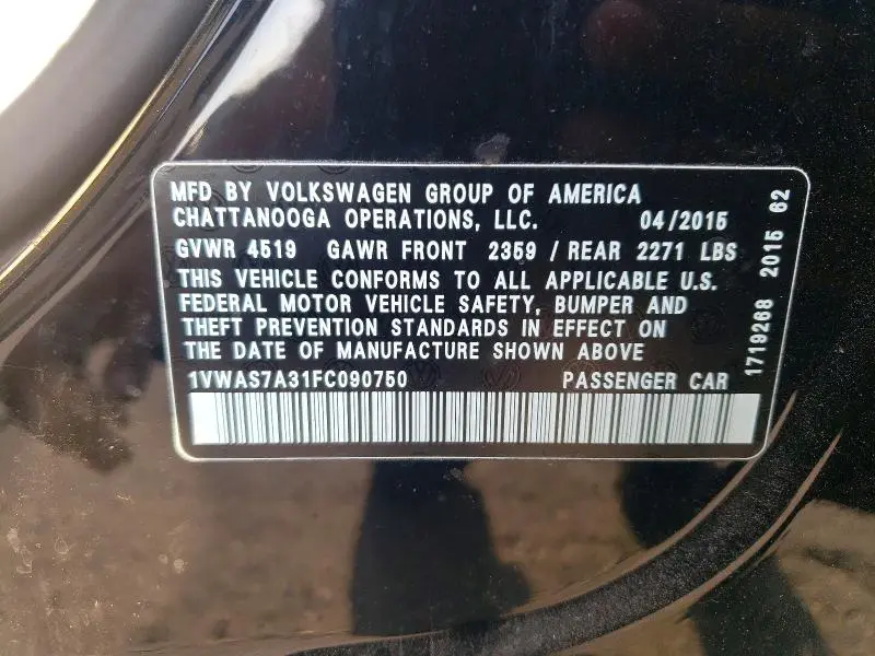 2015 VOLKSWAGEN PASSAT S  