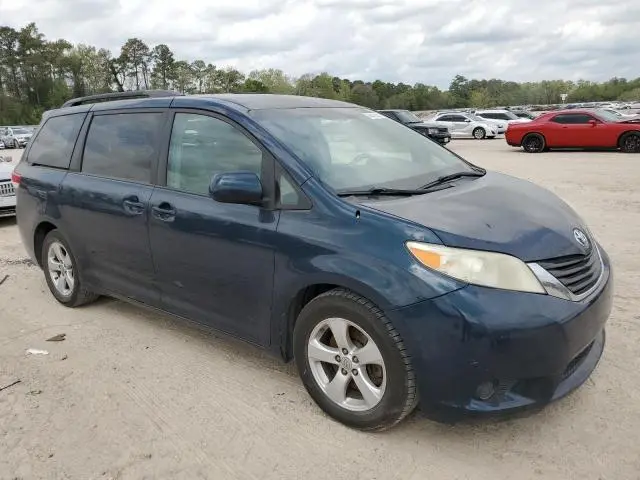 2011 TOYOTA SIENNA LE  