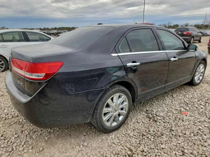 2011 LINCOLN MKZ   