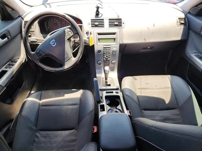 2010 VOLVO S40 2.4I  