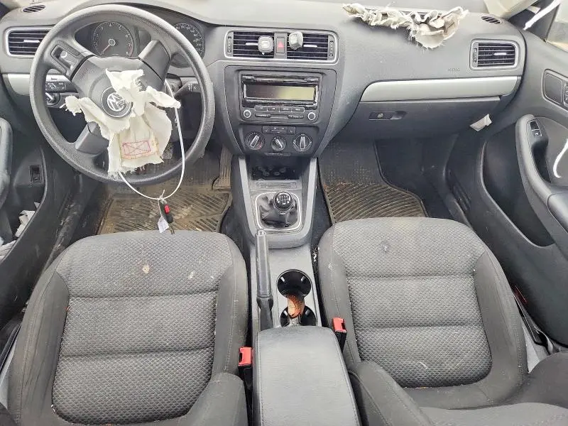2014 VOLKSWAGEN JETTA SE  