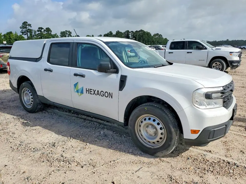 2023 FORD MAVERICK XL  