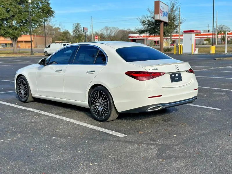 2023 MERCEDES-BENZ C 300  