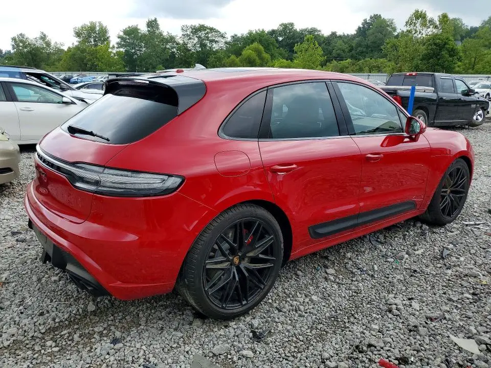 2022 PORSCHE MACAN GTS  