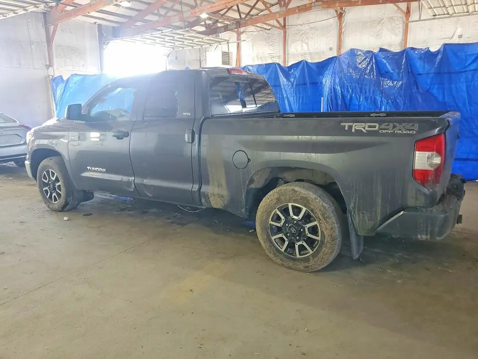 2018 TOYOTA TUNDRA SR5  