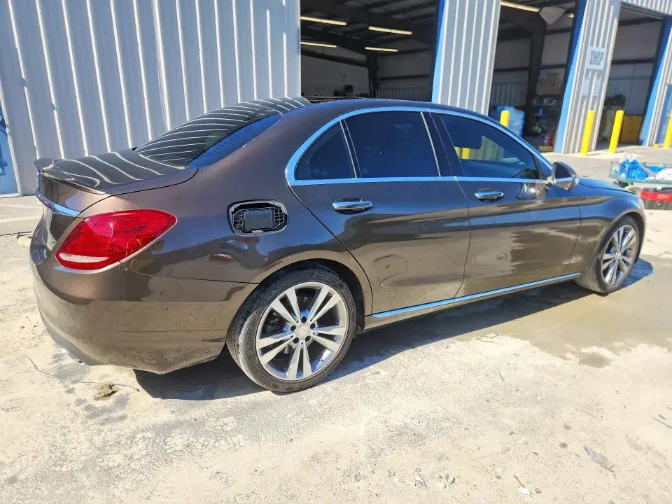2015 MERCEDES-BENZ C 300  