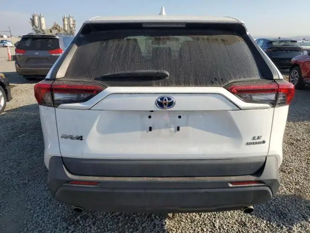 2020 TOYOTA RAV4 LE  