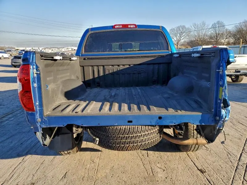 2016 TOYOTA TUNDRA SR5  
