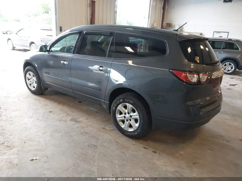 2013 CHEVROLET TRAVERSE LS