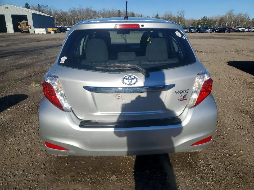 2014 TOYOTA YARIS 5-DOOR L  