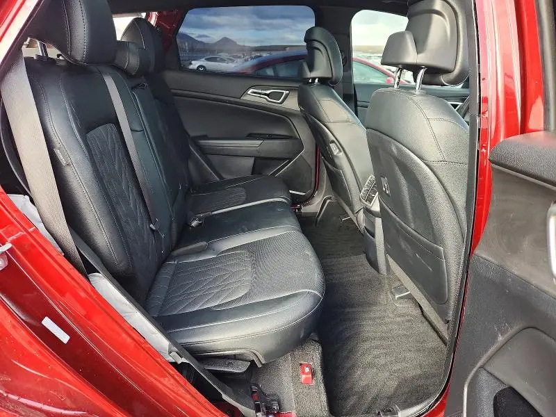 2025 KIA SPORTAGE X-LINE  