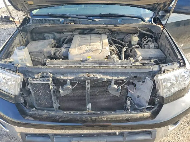 2010 TOYOTA TUNDRA CREWMAX SR5  