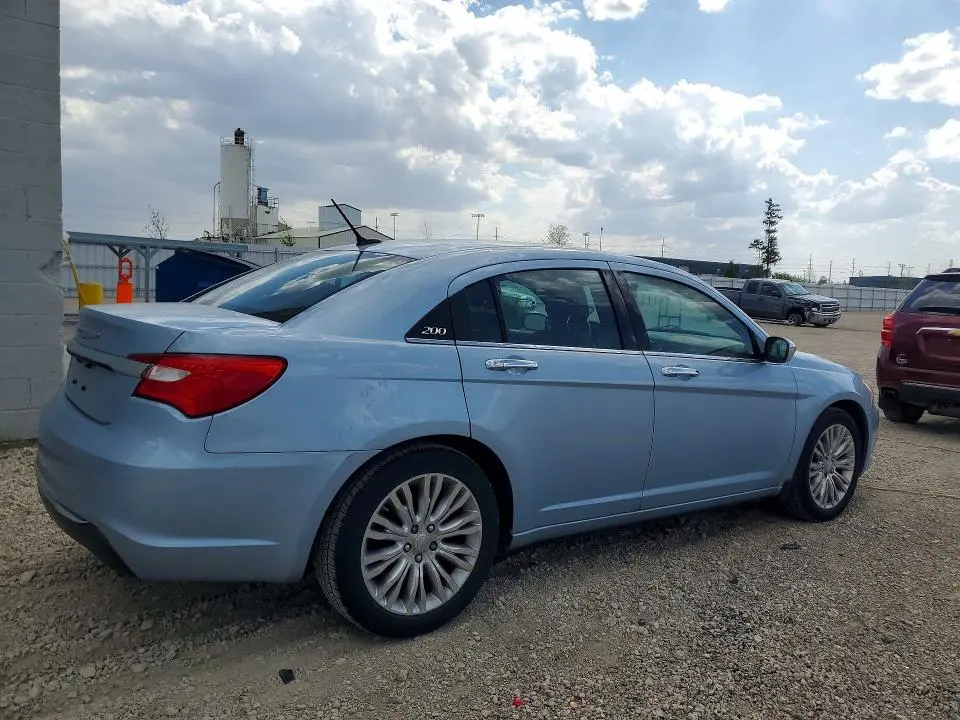 2013 CHRYSLER 200 LIMITED  