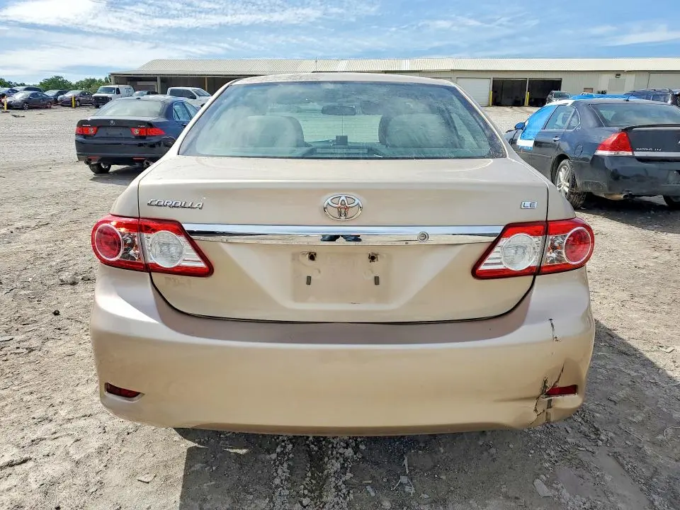 2013 TOYOTA COROLLA LE  