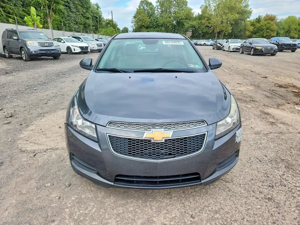 2013 CHEVROLET CRUZE LT  