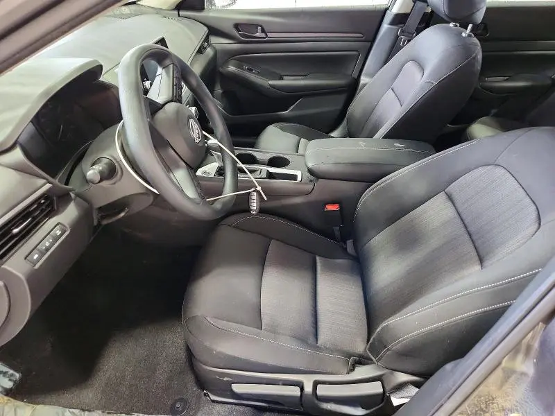 2024 NISSAN ALTIMA S  
