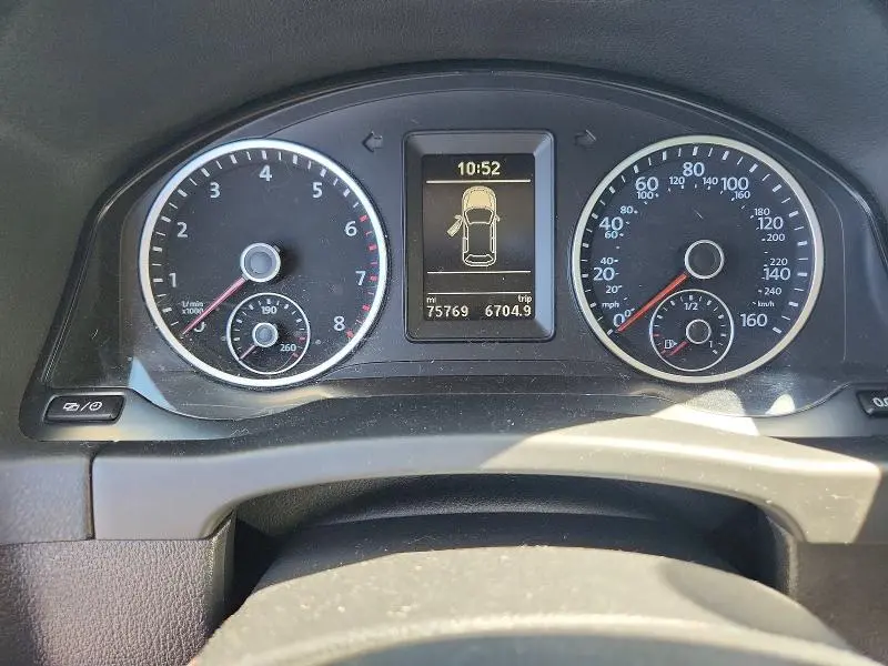 2014 VOLKSWAGEN TIGUAN S  
