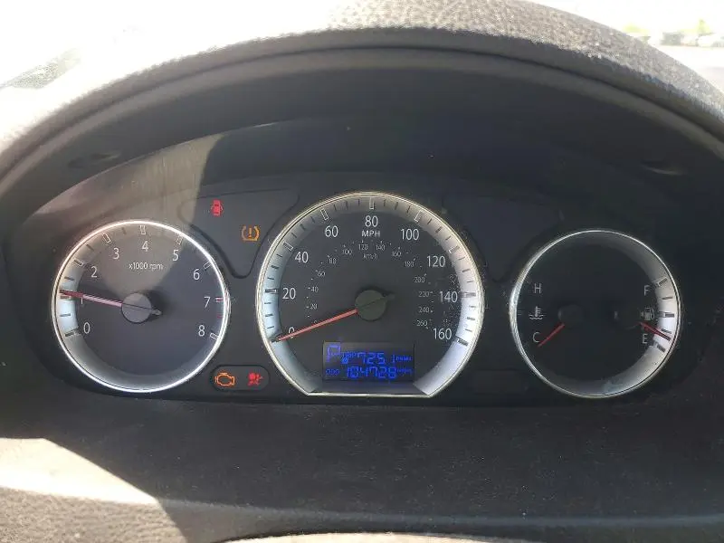 2010 HYUNDAI SONATA GLS  