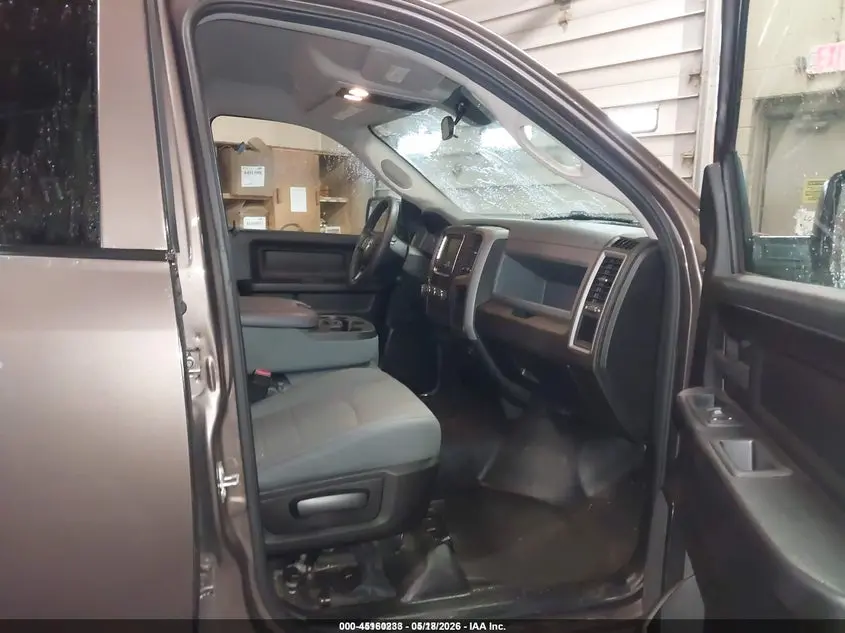 2019 RAM 1500 CLASSIC TRADESMAN  4X4 5'7 BOX
