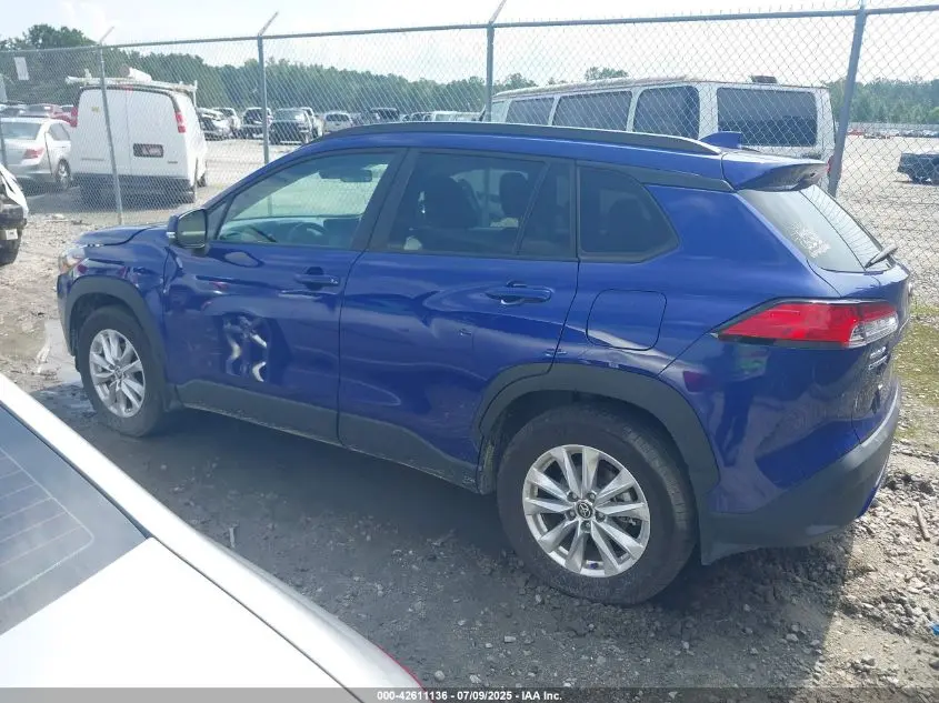 2024 TOYOTA COROLLA CROSS LE