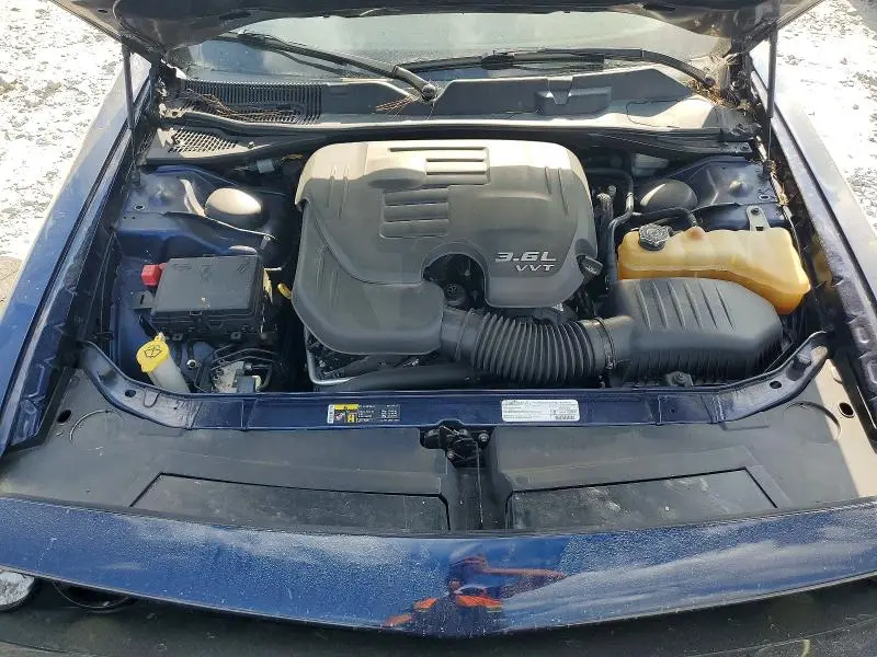 2015 DODGE CHALLENGER SXT PLUS  