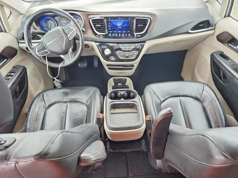 2017 CHRYSLER PACIFICA TOURING L  