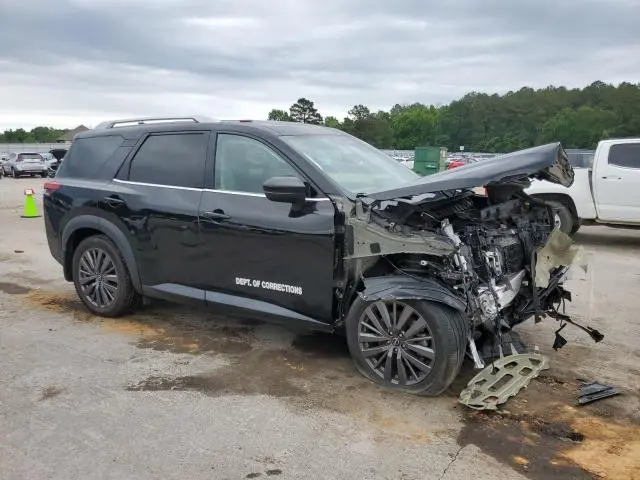 2022 NISSAN PATHFINDER SL  