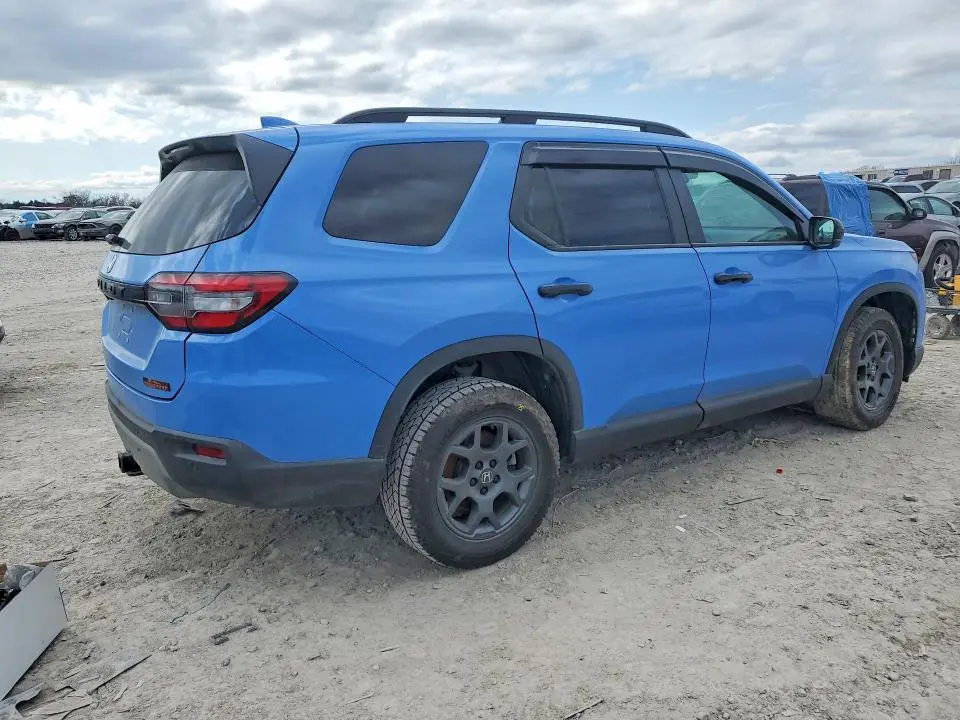 2025 HONDA PILOT TRAILSPORT  