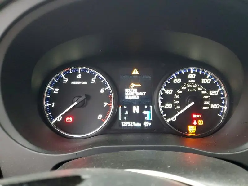 2018 MITSUBISHI OUTLANDER SE  